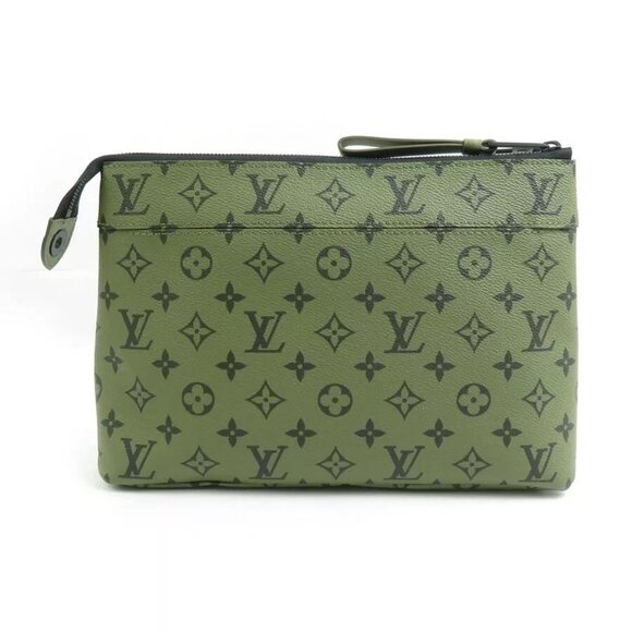 Auth LOUIS VUITTON Monogram Pochette Voyage Souple Clutch Bag - Picture 1 of 16